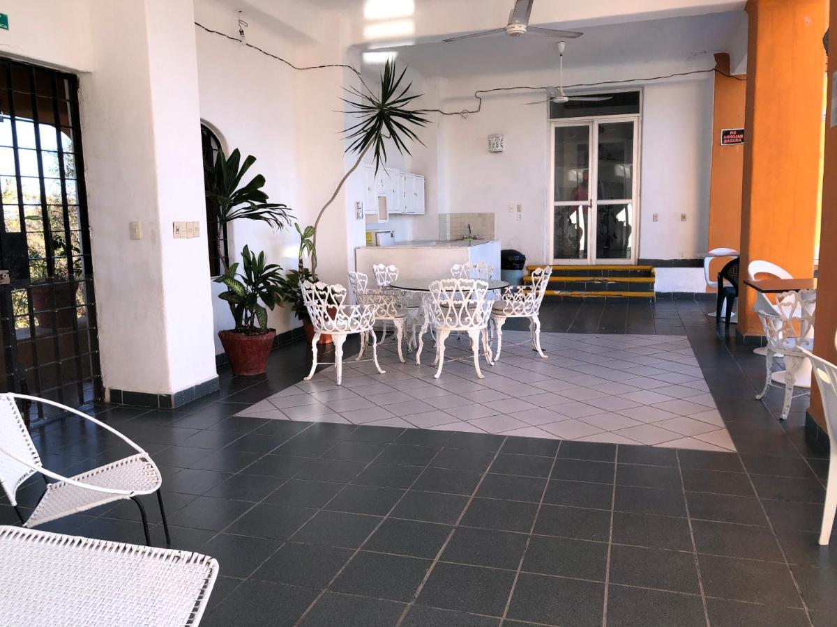 Casa Mexicana La Reyna Manzanillo Extérieur photo