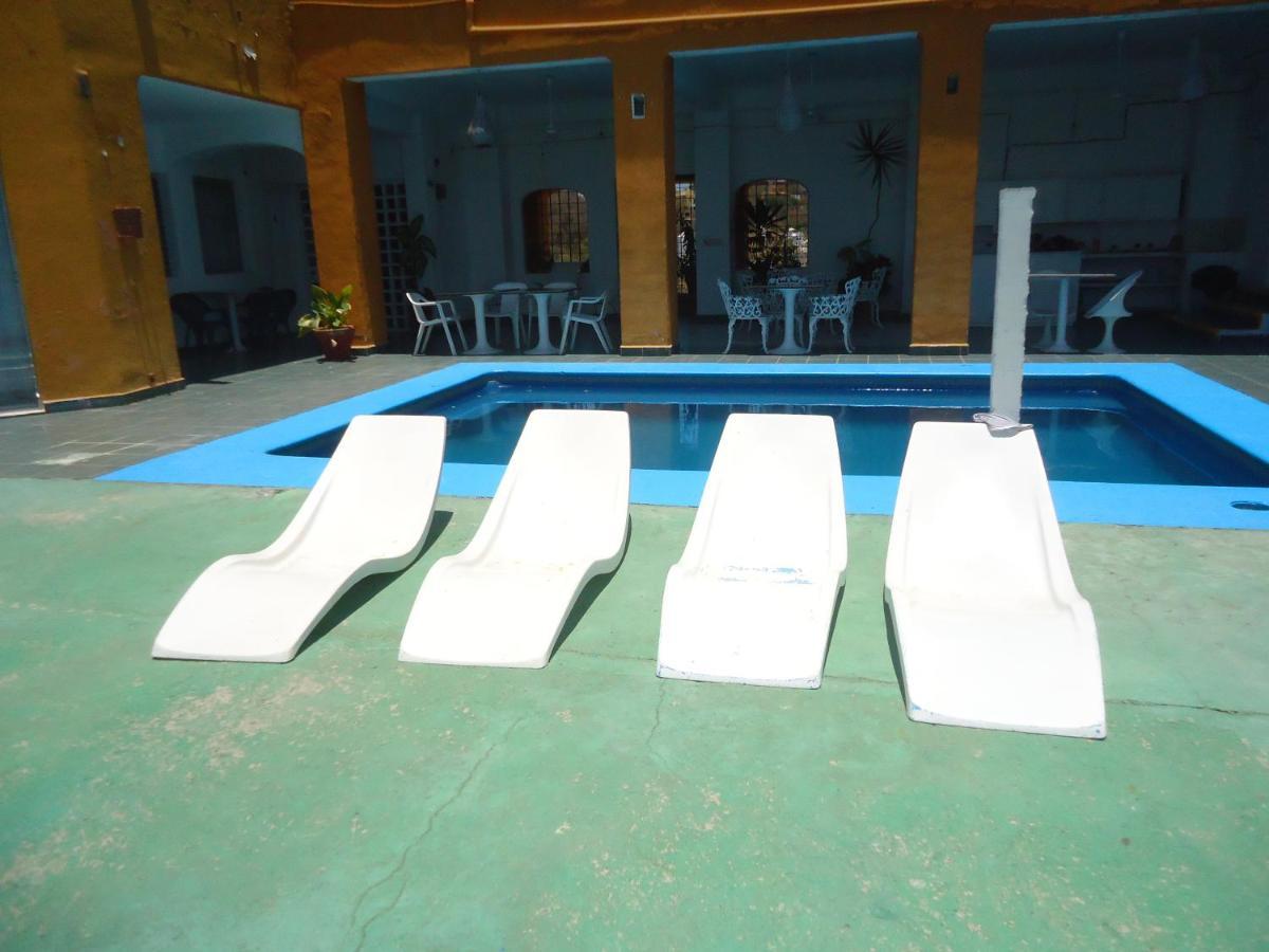 Casa Mexicana La Reyna Manzanillo Extérieur photo